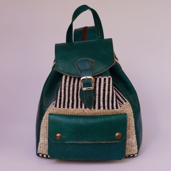 Sac bleu en cuir artisanal