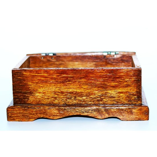 Boîte en bois de palmier